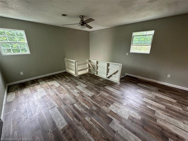 Building Photo - 208 Wortham Dr