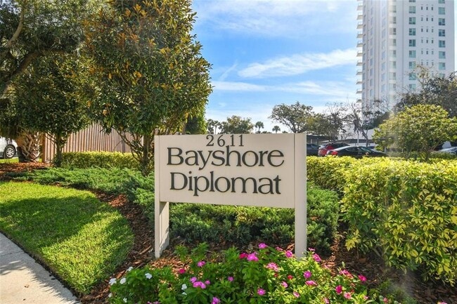 Building Photo - 2611 Bayshore Blvd