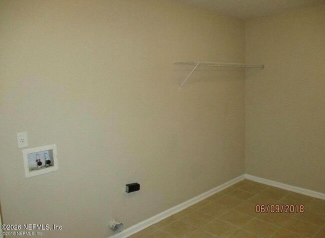 Building Photo - 86339 Cartesian Pointe Dr