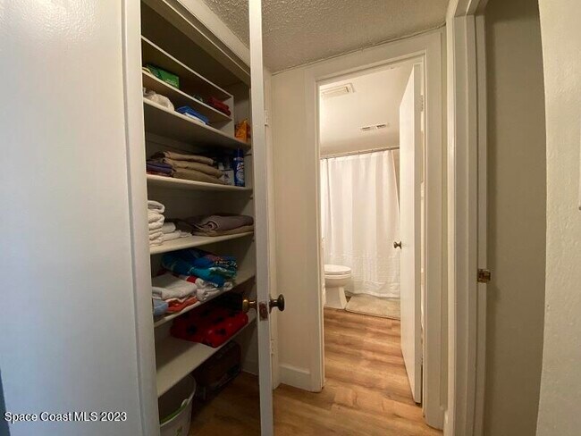 Building Photo - 555 Fillmore Ave