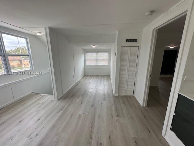 Building Photo - 274 E 9th St