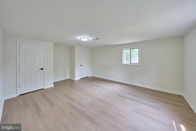 Building Photo - 2924 Gracefield Rd