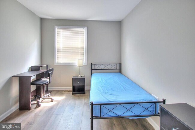 Building Photo - 9919 Boise Rd