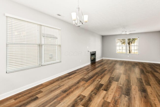 Building Photo - 135 Hancock St