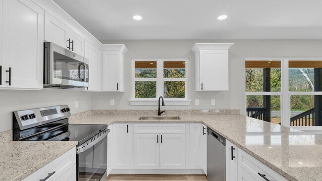 Building Photo - New construction home in beautiful Dunlap