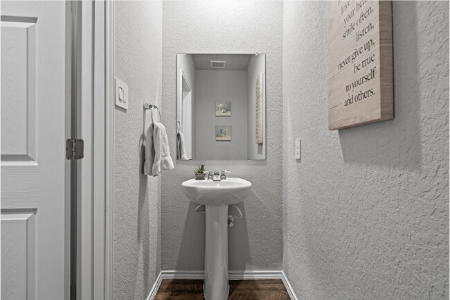 Building Photo - 10439 Lateleaf Oak