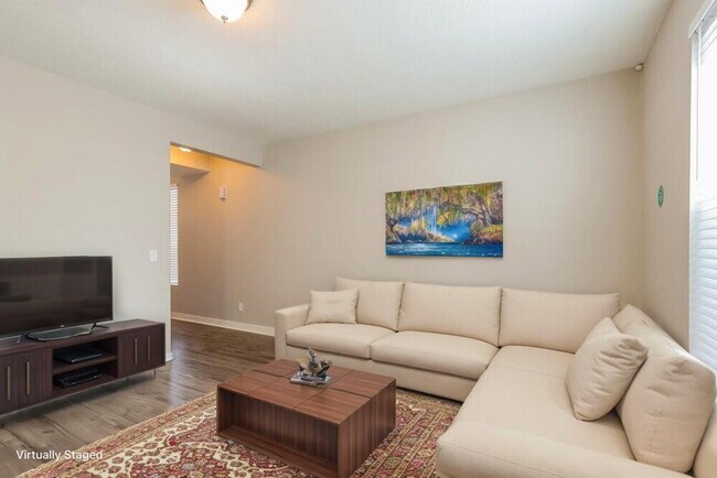 Building Photo - 5093 Summerdale Dr