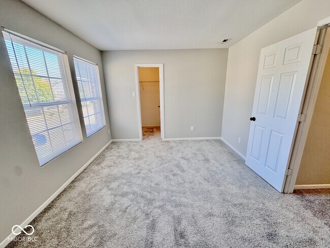 Building Photo - 12431 Teacup Way