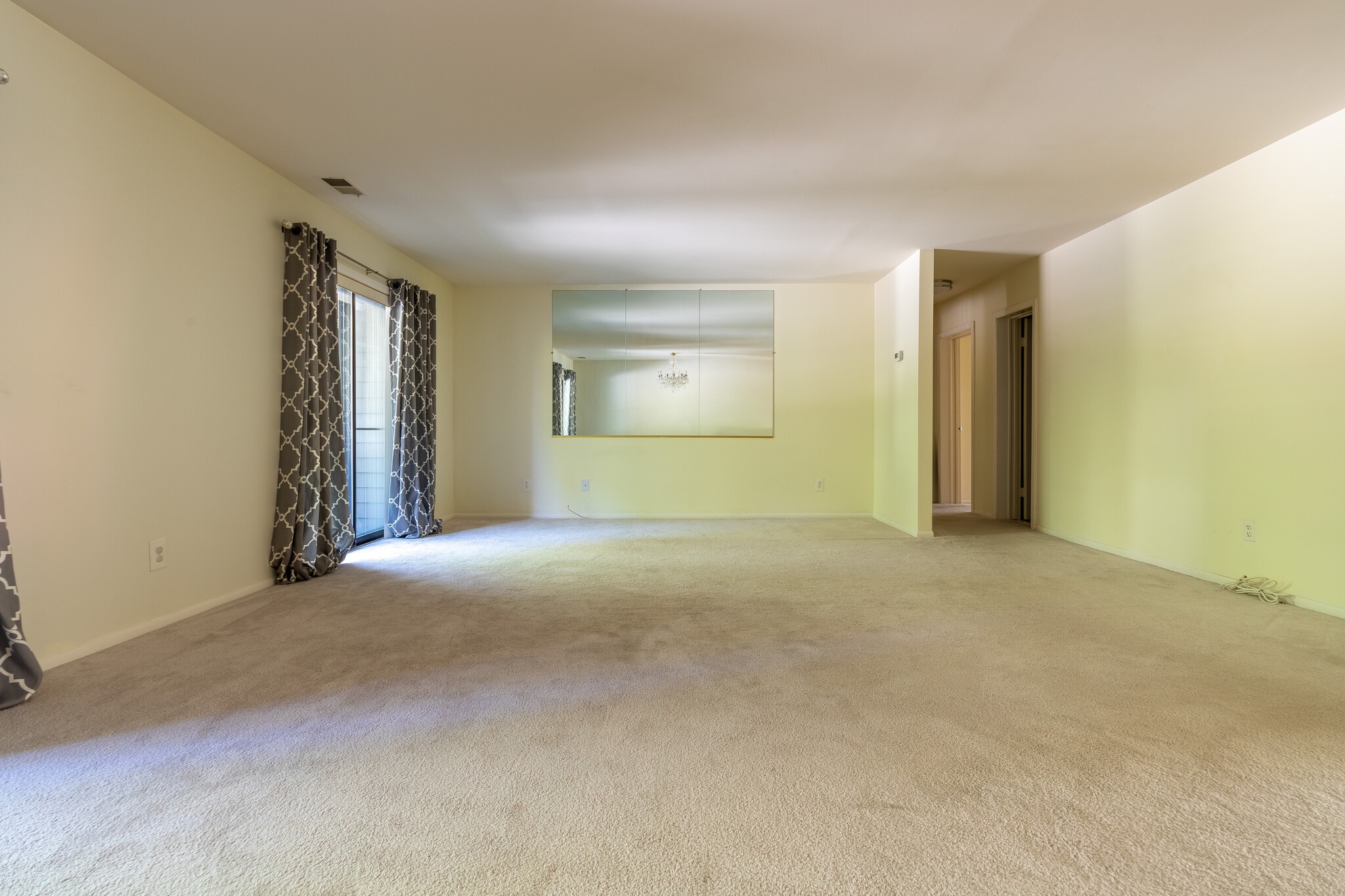 LR- DR combo - 6903 Jones View Dr