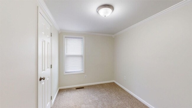 Building Photo - 2619 Prospect Ave