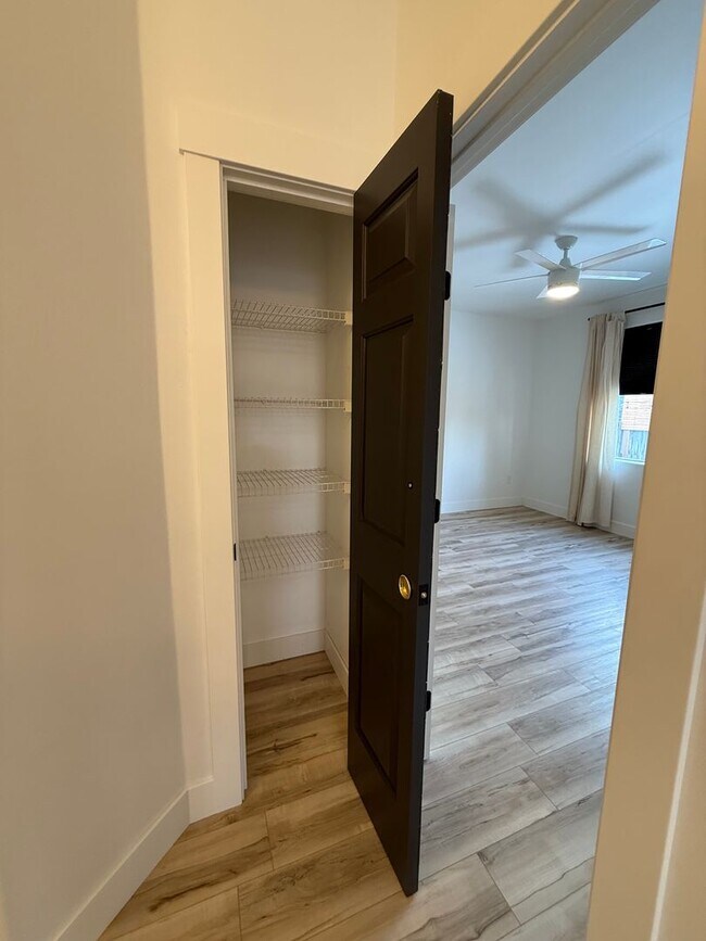 Building Photo - Beautifully Updated 3 Bed/2 Bath Home - Lodgepole Drive