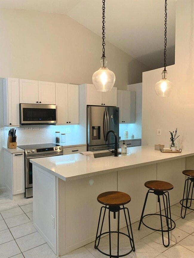 Building Photo - 14821 SW 125th Pl