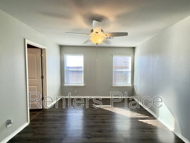 Building Photo - 6018 E 147th St S