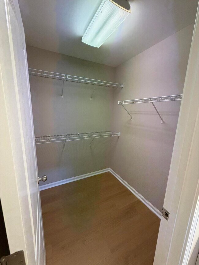Building Photo - 3288 Sweet Clover Ln