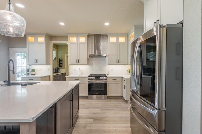 Building Photo - Stunningly Upgraded 4-Bedroom Home in Prime Eagle Location