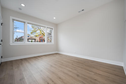 Building Photo - 2228 N Major Ave