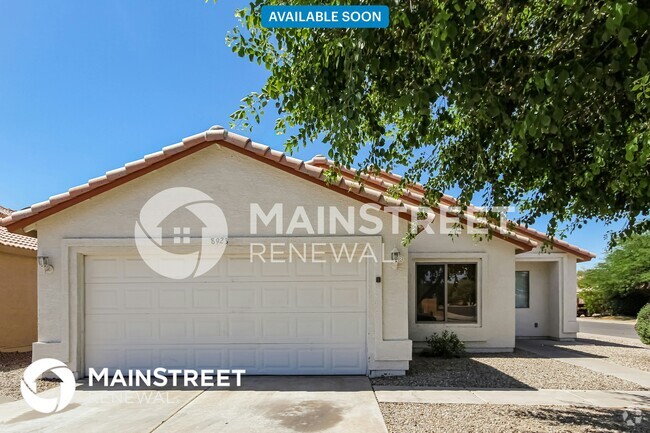 Building Photo - 8923 W La Reata Ave