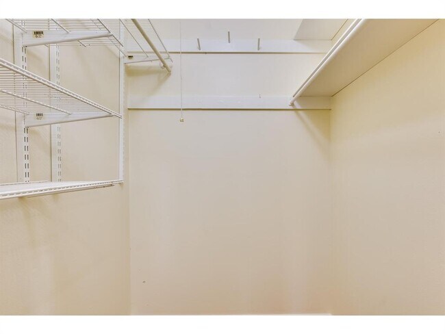 Building Photo - 3406 Norwood Hill Rd