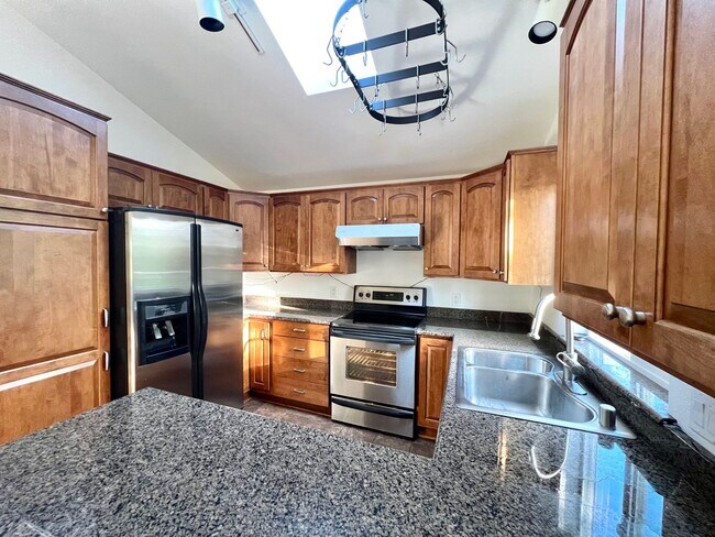 Building Photo - 20915 NE 17th St