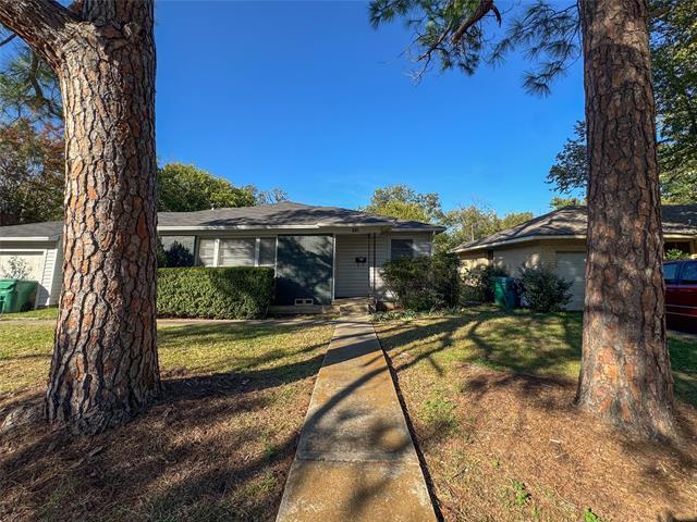 Building Photo - 1420 Broadway St