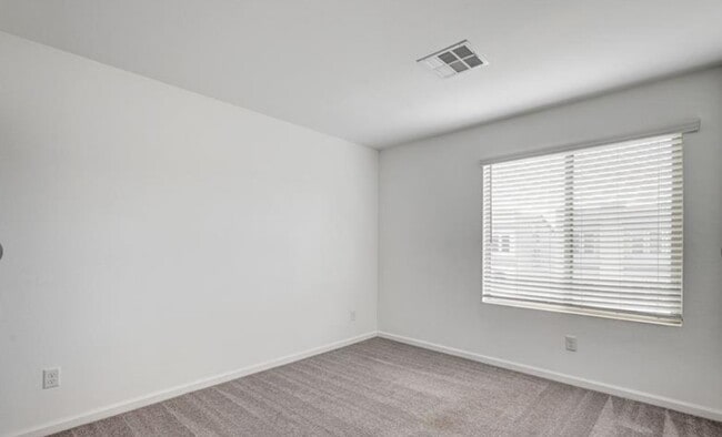 Building Photo - 8056 Haywood Estate Ave