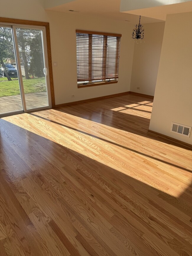 Building Photo - 8316 High Point Cir