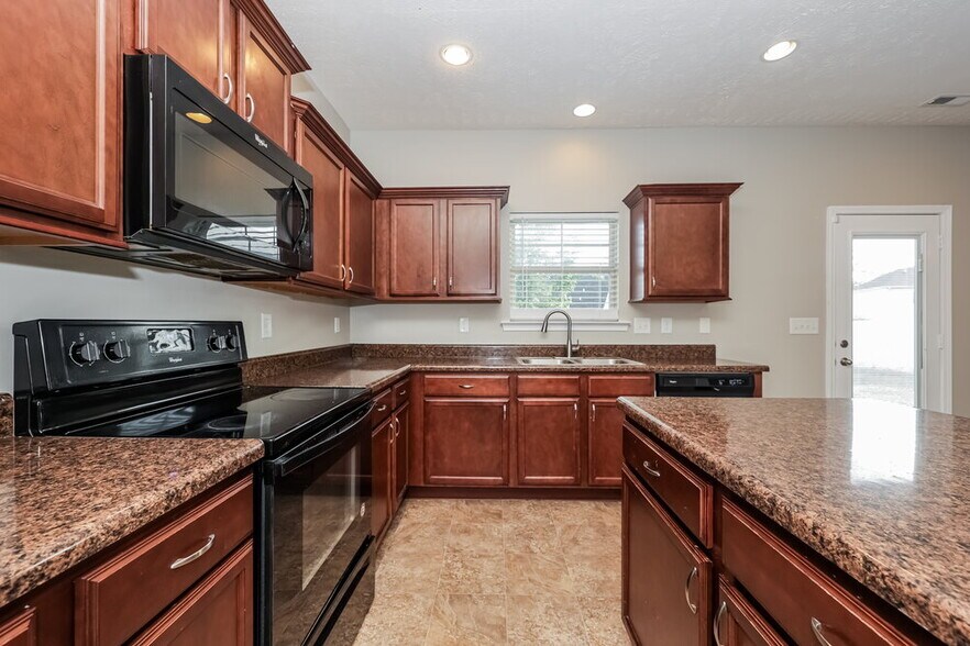 Building Photo - 1112 Moonriver Cove
