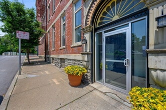 Building Photo - 1506 William Howard Taft Rd