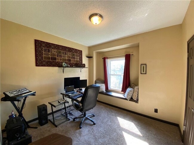 Building Photo - 16402 Malden Dr
