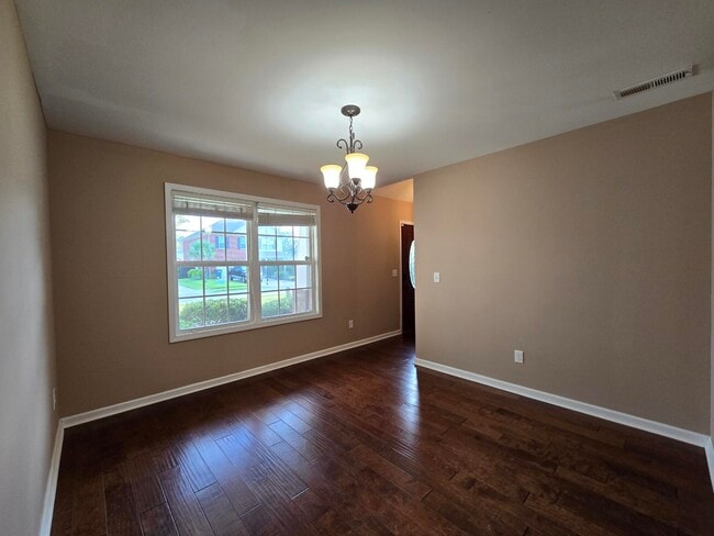 Building Photo - 206 Aberlour Dr