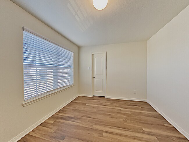Building Photo - 6731 Sabinal