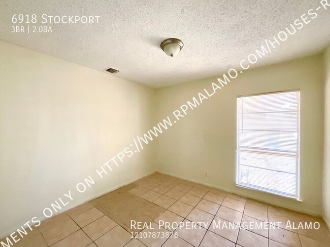 Building Photo - 6918 Stockport-