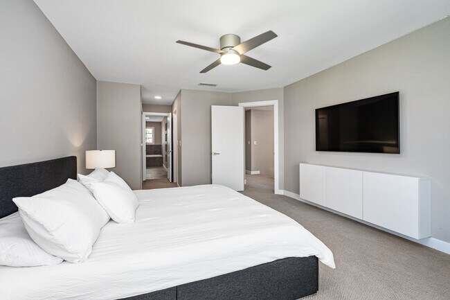 Building Photo - 2938 Sea Oats Cir