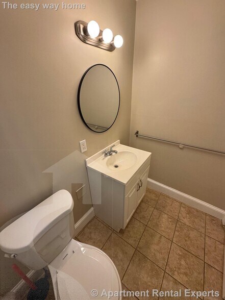 Building Photo - 97 Marion St