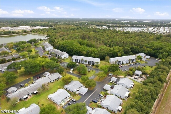 Building Photo - 9570 Green Cypress Ln