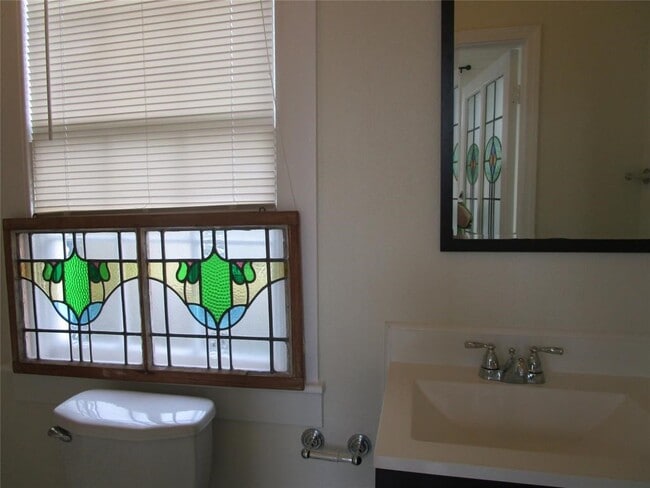 Building Photo - 1216 Post Office Rear St