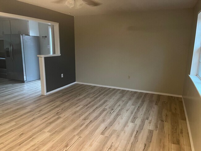 Building Photo - Come take a look at this 3-bedroom 2-bath home in Dover.