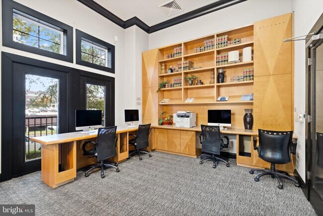 Building Photo - 3851 Aristotle Ct