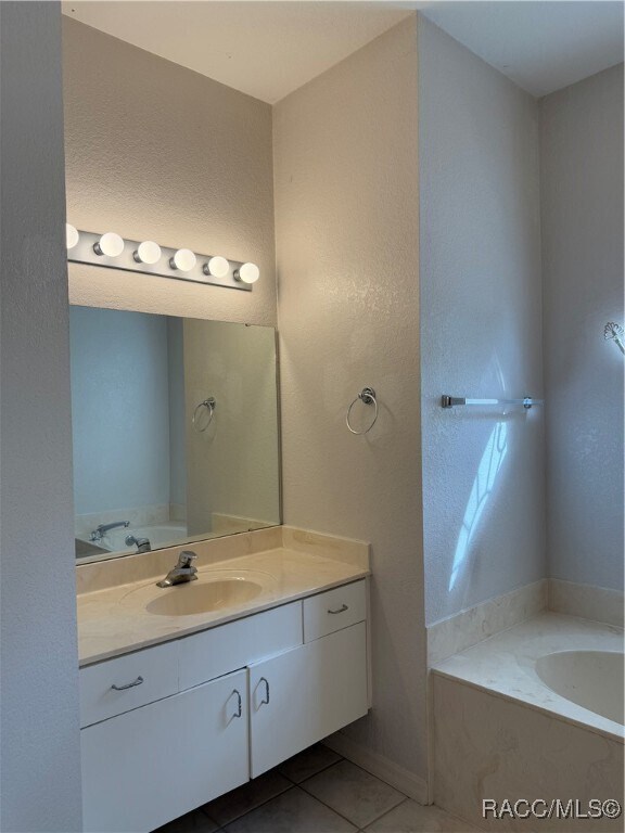 Building Photo - 8013 SW 134 Loop