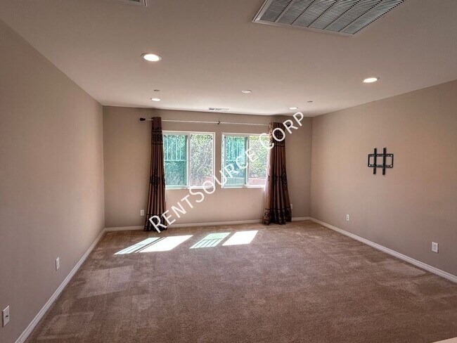 Building Photo - 41704 Wayladn Ct