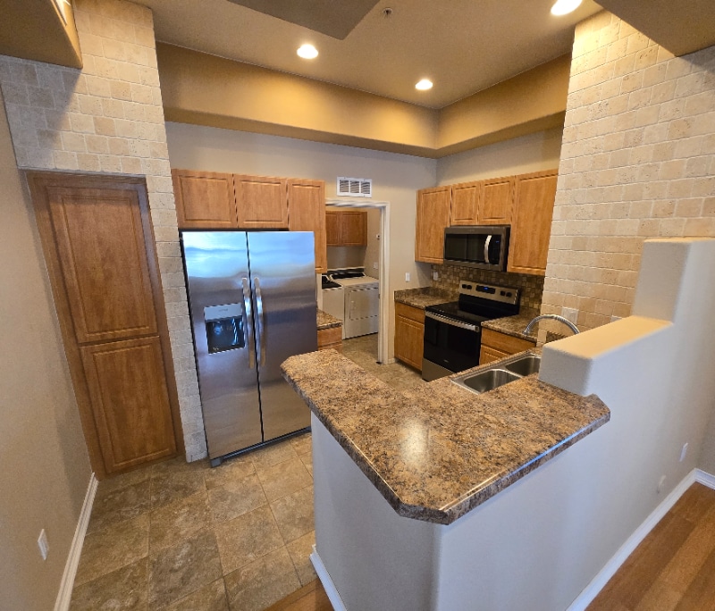 Building Photo - 295 N Rural Rd