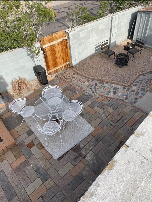 Building Photo - 17250 N 35th Way