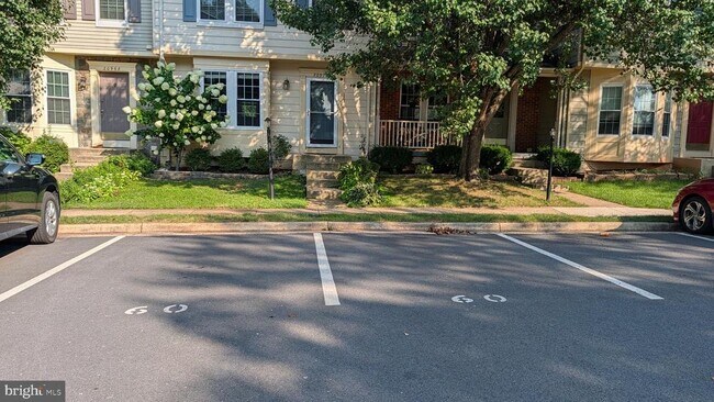 Building Photo - 20970 Rootstown Terrace
