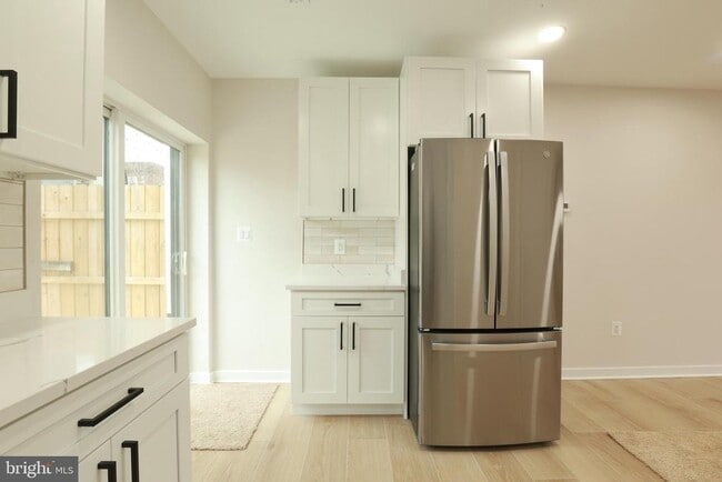 Building Photo - 1625 Montello Ave NE