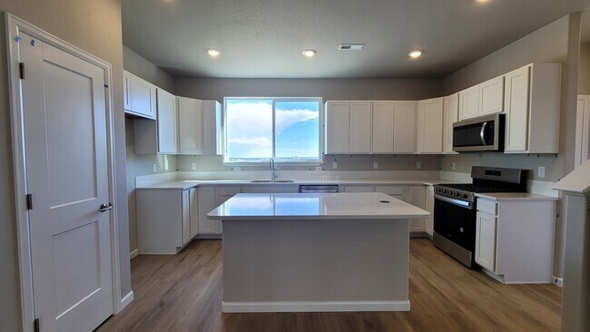 Building Photo - 2774 Soleil Hts