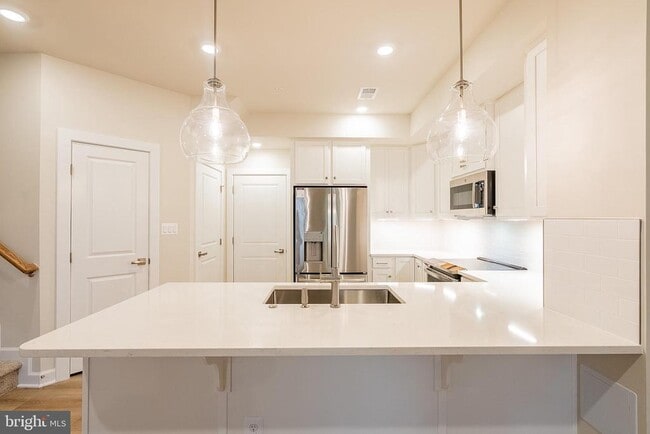 Building Photo - 21835 Express Ter