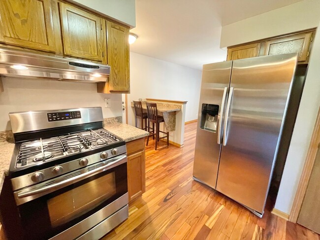 Building Photo - 636 Stone Brook Ct