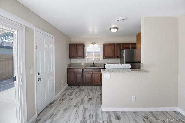 Building Photo - 1685 Donax Ave