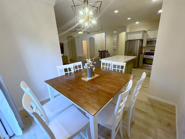 Building Photo - 8781 Jefferson Dr