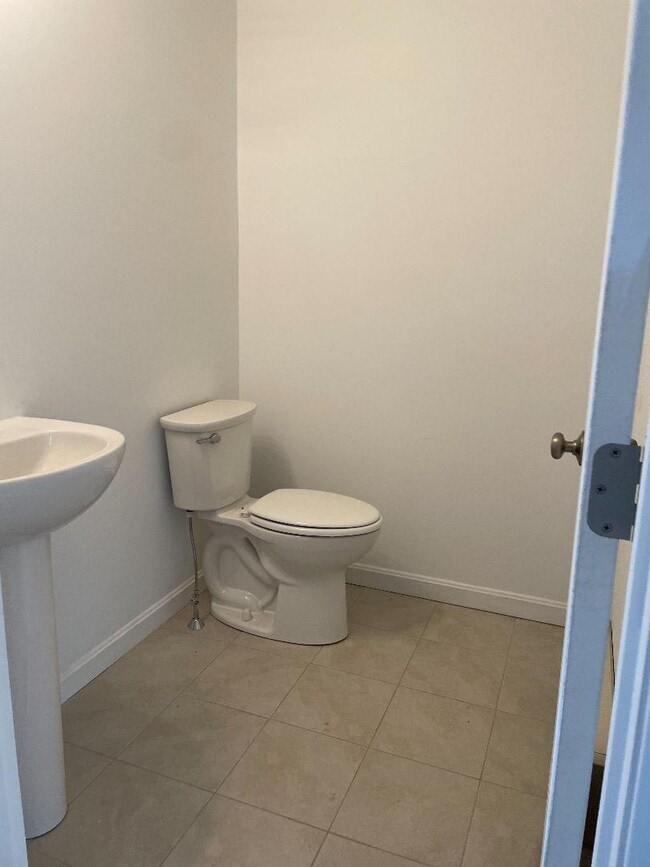 Building Photo - 23 Matildas Wy